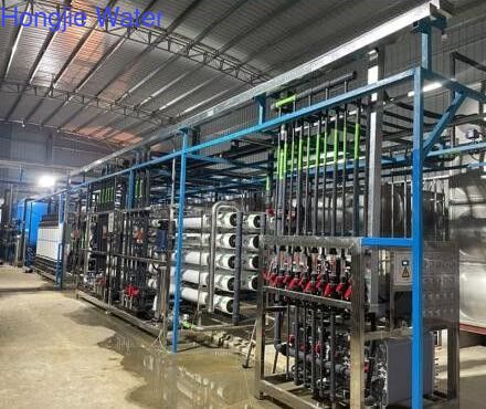 Un bon prix. Système industriel de purification de l'eau ultra pure de 10 tonnes par heure pour le refroidissement au laser en ligne