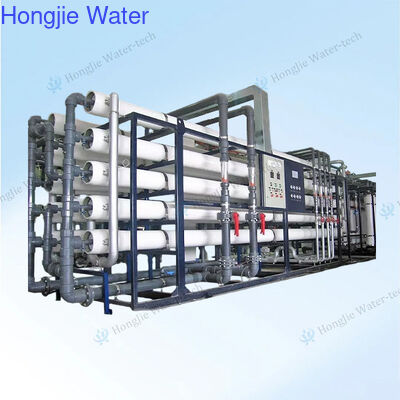 Un buen precio. 30m3/H FRP Tanques de acero inoxidable Sistema de ósmosis inversa personalizado en línea