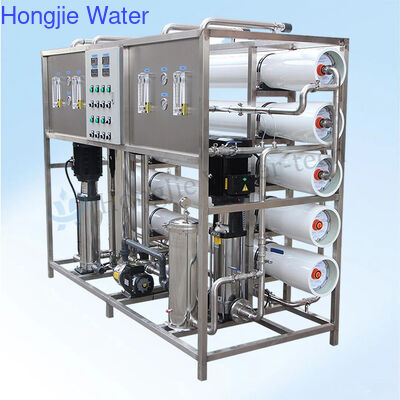 Prezzo buono 4000 LPH FRP Double Tank RO Water Treatment Machine con pompa ad alta pressione per acqua pura in linea