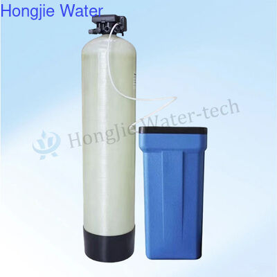 良い値段 1000L/H 産業用軟水器システム イオン交換樹脂とボイラー給水用自動制御 オンライン